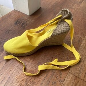 Casteller España wedge platform espadrilles in canary yellow, size 40